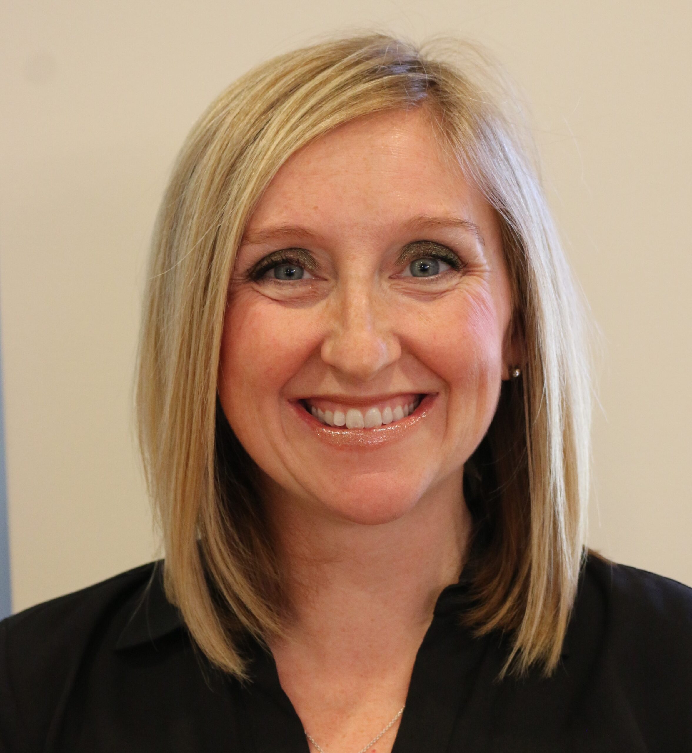 Jamie Furey Headshot