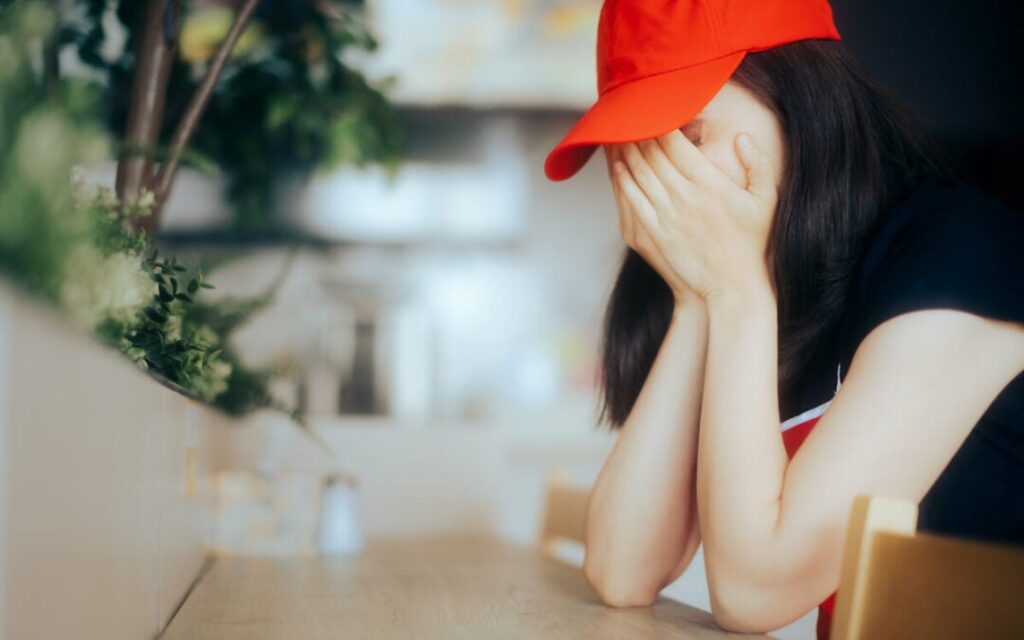 Understanding Restaurant Burnout And Its Impact On Foodservice Employees